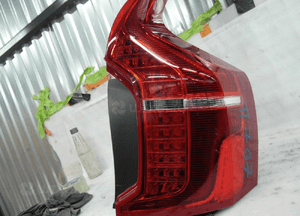 Volvo XC90 ii praktycznie nowa z 2024 europa idealna lampa tylna prawa 3