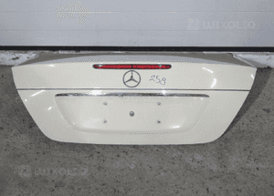 Klapa bagażnika tył tylna mercedes e-klasa W212 2009-2016 3