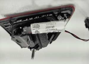 Lampa prawa prawy tył tylna w klapę renault clio hatchback 265505796R 16-19 7