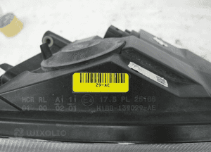 Ford fiesta MK8 lampa przednia prawa 9