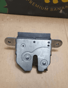 ZAMEK KLAPY BAGAŻNIKA FIAT GRANDE PUNTO Opel Corsa d 55701971 1