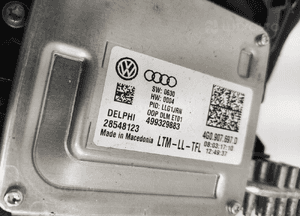 Lampa lewa przód xenon led skrętny skoda yeti 5L1941015C 12-17 lift europa 13
