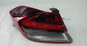 Hyundai I30 fastback lampa tylna lewa led 2