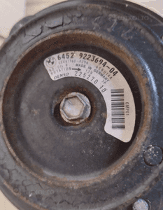 Sprężarka kompresor klimatyzacji bmw F10 F20 F30 E90 2.0D N47 9223694 3