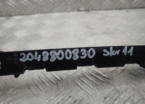 Mercedes W204 ślizg zderzak środek tył A2048850565 3