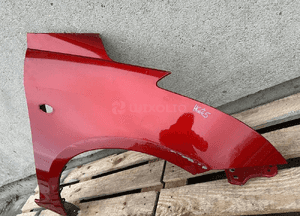Blotnik przod przedni prawy suzuki swift MK7 2010- bardzo ladny 2