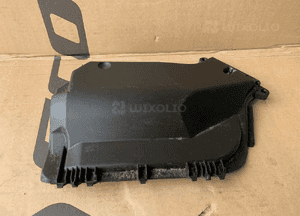 Obudowa pokrywa komputera sterownika Audi A4 B8 8K1907613C 1