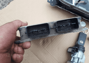 Mazda 5 05-10 CR 2.0 16V Komputer Sterownik LFD7 2