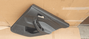 Boczek tapicerka prawy tył tylna prawa Ford Focus MK3 2