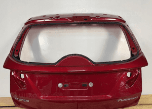 Klapa bagaznika tyl tylna hyundai tucson iv 4 2020-  listwa bardzo ladna 1