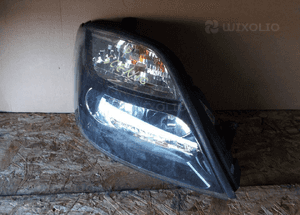 Scenic i lift 99-02 lampa przód  prawa czarna 1