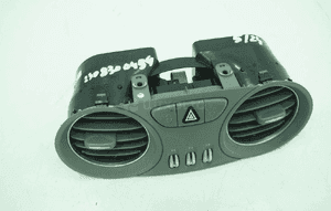 Kratka nawiewu srodkowa kolor 7379 mercedes sl R230 3