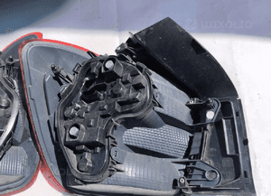 Lampa lewa tył tylna bmw F20 F21 led 6