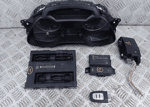 ZESTAW STARTOWY AUDI A4 B8 2,0 TDI 143 KM RADOM 1