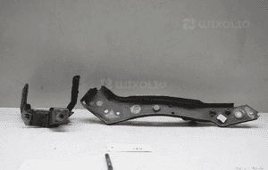 Wspornik prawy mocowanie błotnika prawego RENAULT MEGANE III 2008-2016 2