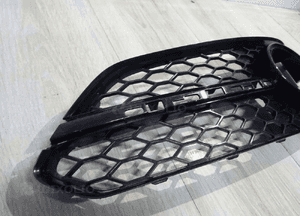 KRATKA ZDERZAKA LEWA AUDI A8 D4 S8 LIFT oryginał 4