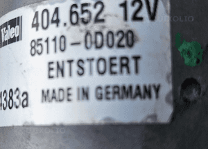 Toyota Yaris I mechanizm wycieraczek silniczek przod Denso Valeo 12