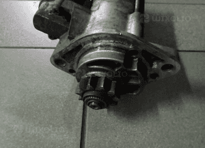 rozrusznik navara 2.5 dci 23300eb300 3