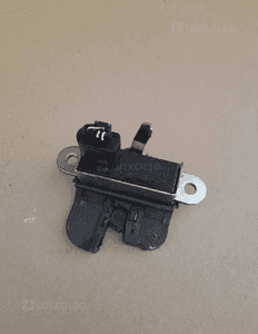 Zamek klapy tył vw passat B6 golf v touran nr 1K6827505C 5