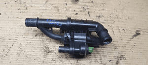 Obudowa termostatu króciec wody Ford Focus MK3 1.6 TDCI 9670253780 2