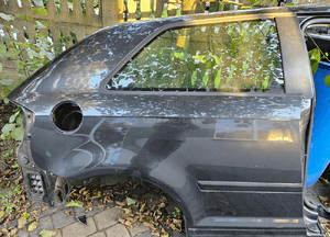 Audi A3 8P 3D błotnik tył tylny prawy  LZ7L 1