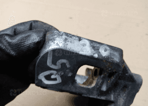 Podstawa łapa alternatora Audi Q5 3.0 TDI CTB 059903143AJ 5