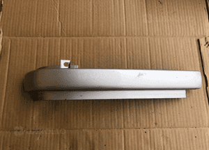 Listwa pod lampę prawa srebrna DHH100720 LAND ROVER DISCOVERY 2 II