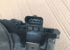 Silniczek wycieraczek Bmw F10 F11 10-17r 7272367 6