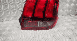 Lampa lewy / prawy tył peugeot 108 8