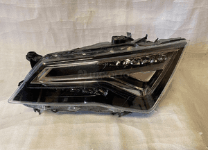 Seat ateca lift full led lampa prawa i lewa 7