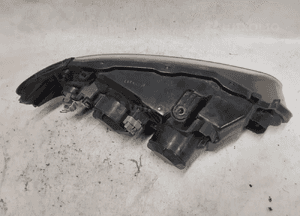 Przod przednia lampa lewa nissan almera N16 3
