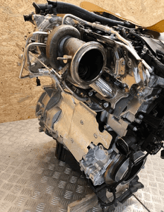 Mercedes c klasa W206 silnik 2.0 benzyna 254920 kompletny 3