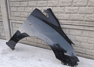 Mazda 5 v 10-18 błotnik przedni prawy 2