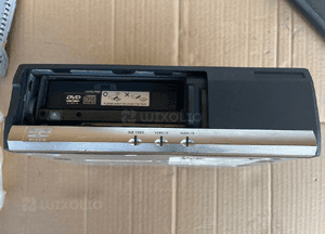 Zmieniarka płyt CD XQE500060 Range Rover LM L322 1