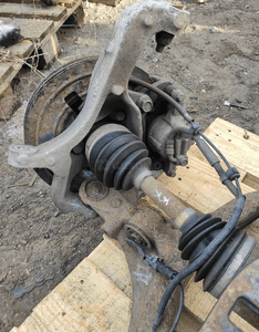 JEEP CHEROKEE LIBERTY KK 2.8CRD 7-12 ZAWIESZENIE PRZÓD RAMA ZWROTNICE DYFER 8