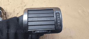 Kratka nawiewu lewa Skoda Superb 3U0819701 2