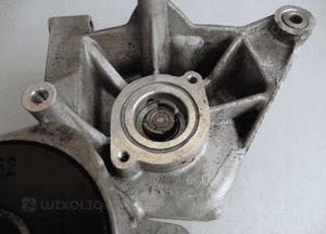 Pompa wody wspornik łapa Rover 400 420 600 620 2,0 Di 97r 4