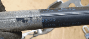 Zawias maski lewy przód Audi A8 D3 4E0823301F 4E0823359D 6