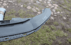 Spoiler zderzaka przedniego vw golf vii 5G0805915AA 2015 5