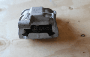 Poduszka silnika vw tiguan lift 5N0199262J 2013 2