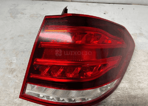 Lampa prawa tylna tył mercedes W212 A2129061803 2
