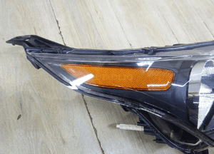Ford transit connect MK2 lampa prawy przód FT11-13W029DB 4