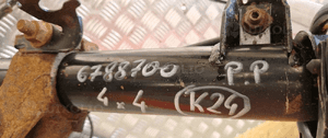 Bmw X1 E84 zwrotnica amortyzator prawe prawy przód przedni 6788700 12