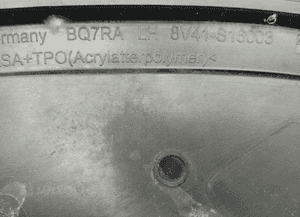 Trójkąt prawy lewy zaślepka błotnika przód kuga MK1 8V41-S16003 8V41-S16004 3