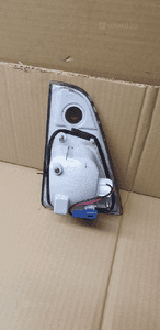 Lampa prawy tył tylna prawy w klapę Suzuki Liana 36250-55G0 5