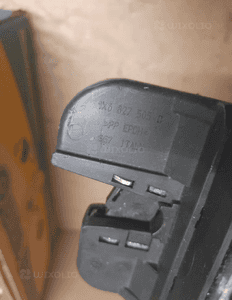 Zamek klapy tył seat vw nr 1K6827505C 4