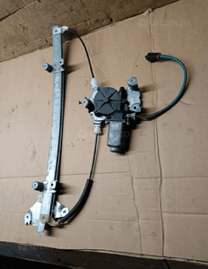 Mechanizm podnośnik szyby prawy przód Nissan Almera Tino 3
