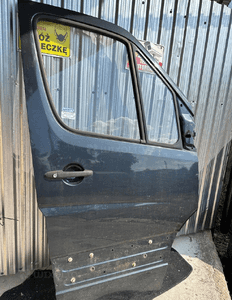 MERCEDES sprinter 906 crafter drzwi PRAWE przednie  przód 1