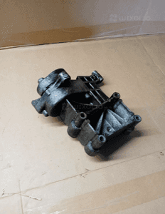 Podstawa pompy klimatyzacji spreżarki BMW 3 E46 1.9 2