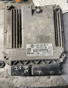 Volkswagen crafter t5 transporter komputer   ECU 074906032f  2,5 tdi 1